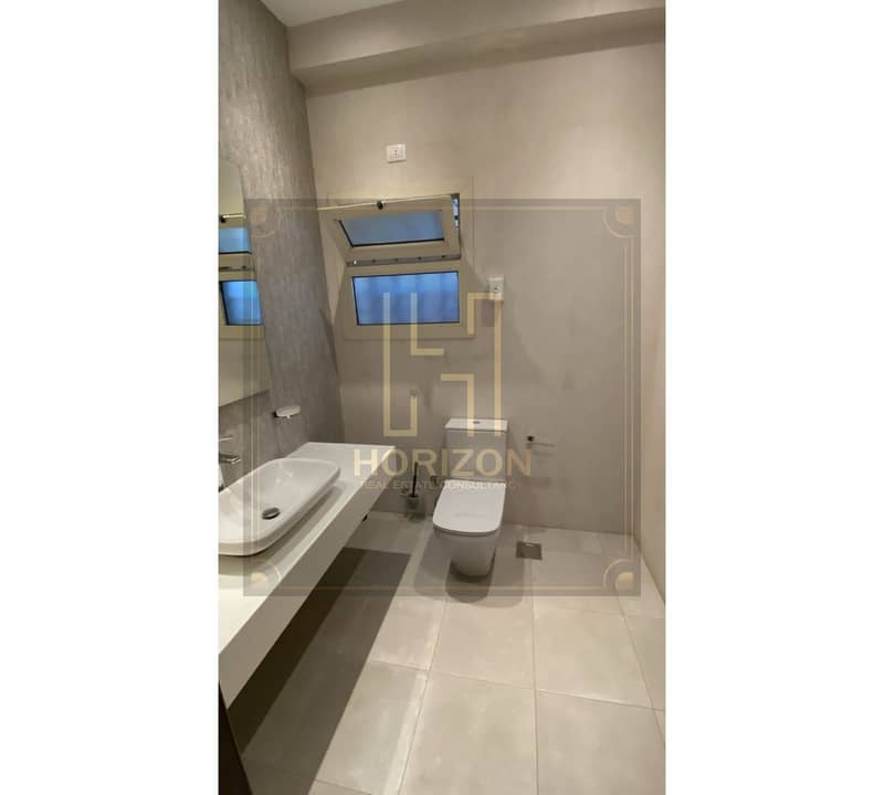 7 WhatsApp Image 2025-10-27 at 1.53. 47 AM (1). jpg