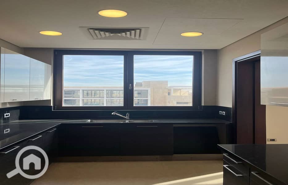 9 WhatsApp Image 2024-06-27 at 6.46. 01 AM (1)_1400x900. jpg