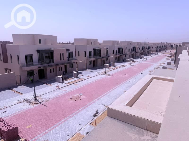 10 9510985e-5a3b-4c84-9f1a-8cca86d2537f. jpg