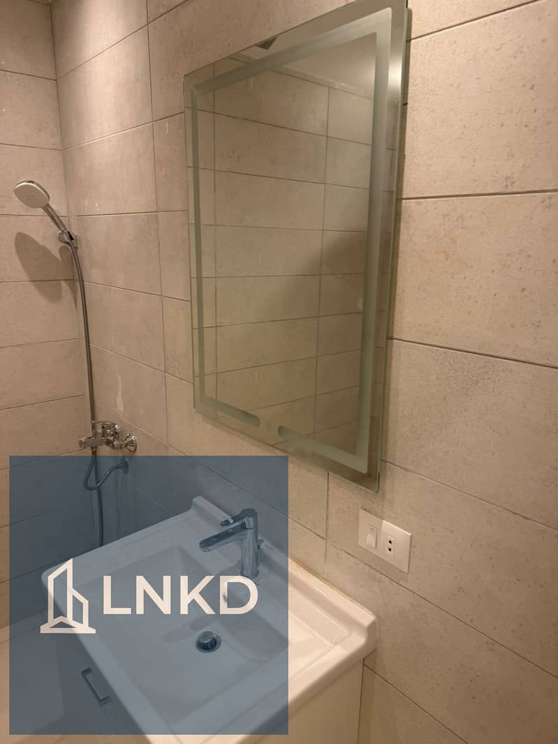 10 WhatsApp Image 2025-10-27 at 18.22. 17 (1). jpeg