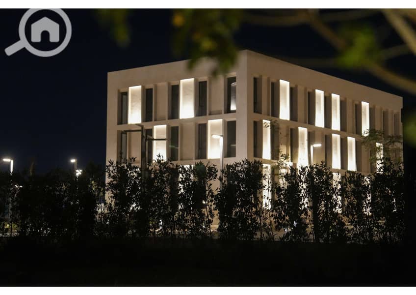 10 OWest Live Shots_Page_21. jpg