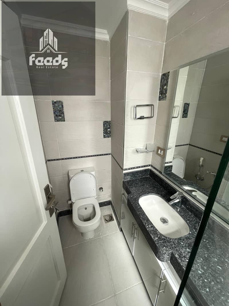 5 aaa9c9d4-ad8d-4887-a263-bf2e22232d03. jpg