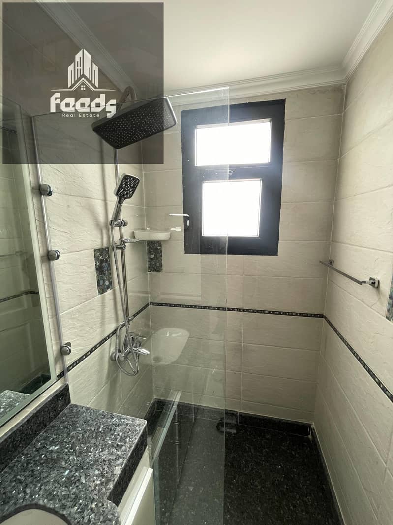 6 1bf51559-f3f9-4a57-ac77-fef8b89c4c51. jpg