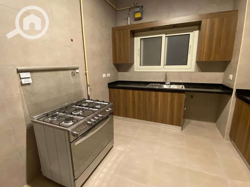 28 WhatsApp Image 2025-10-27 at 6.40. 47 PM. jpeg