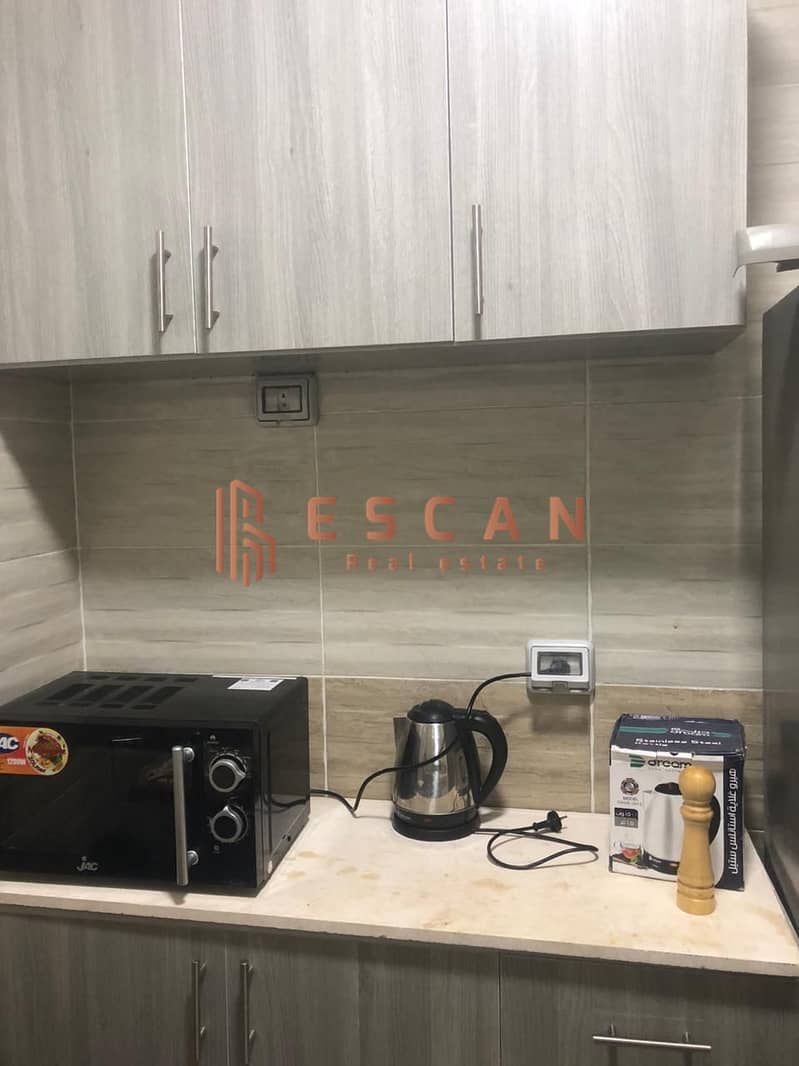 10 U733521 (19). jpeg