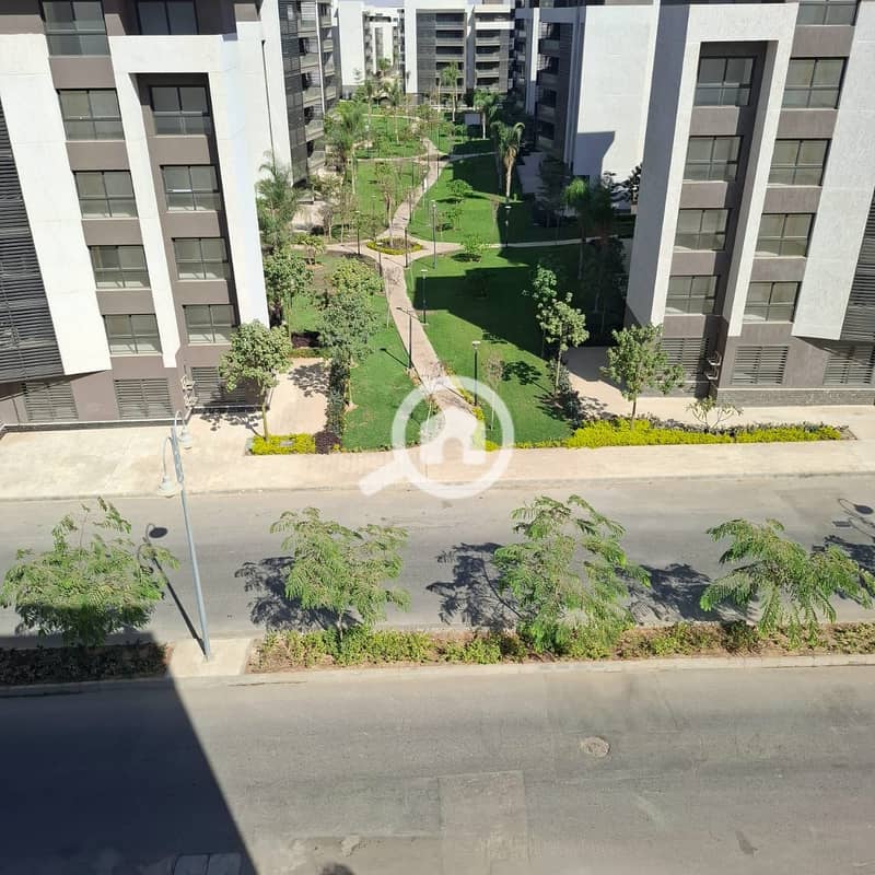 4 WhatsApp Image 2025-09-29 at 7.15. 29 PM. jpeg