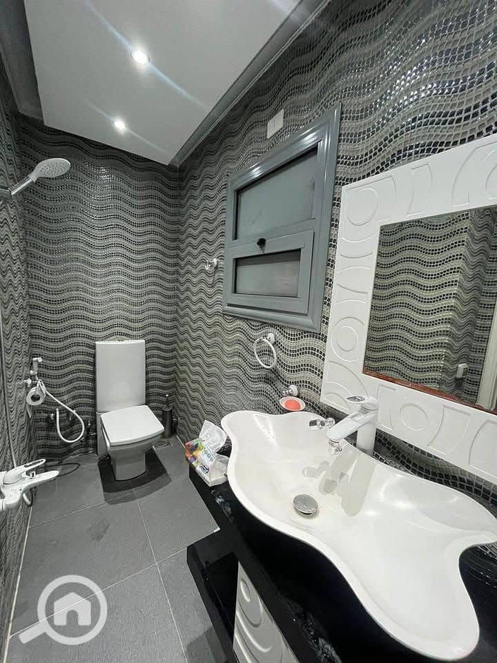 8 572168026_849695944260335_8340822030523013584_n. jpg