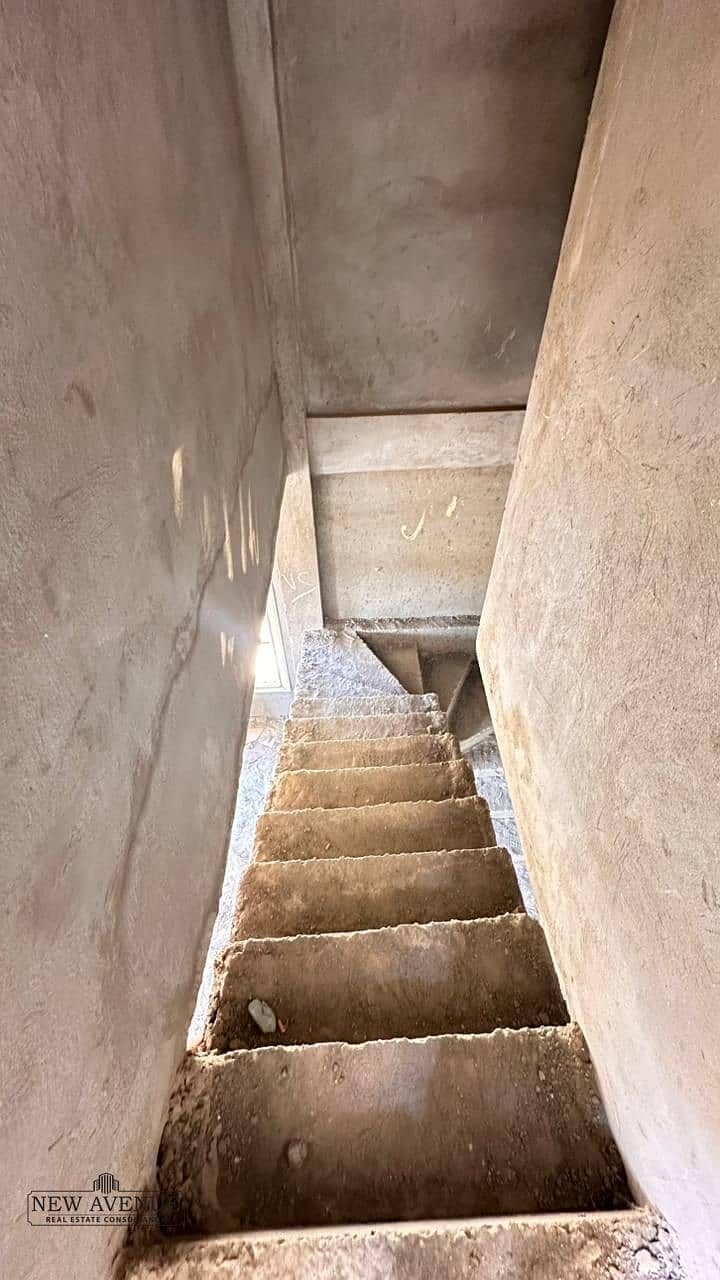 8 WhatsApp Image 2025-10-27 at 9.57. 03 AM. jpeg