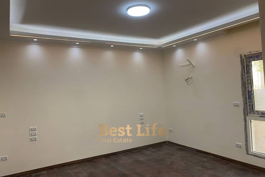 10 WhatsApp Image 2025-10-27 at 1.07. 24 PM (2). jpg