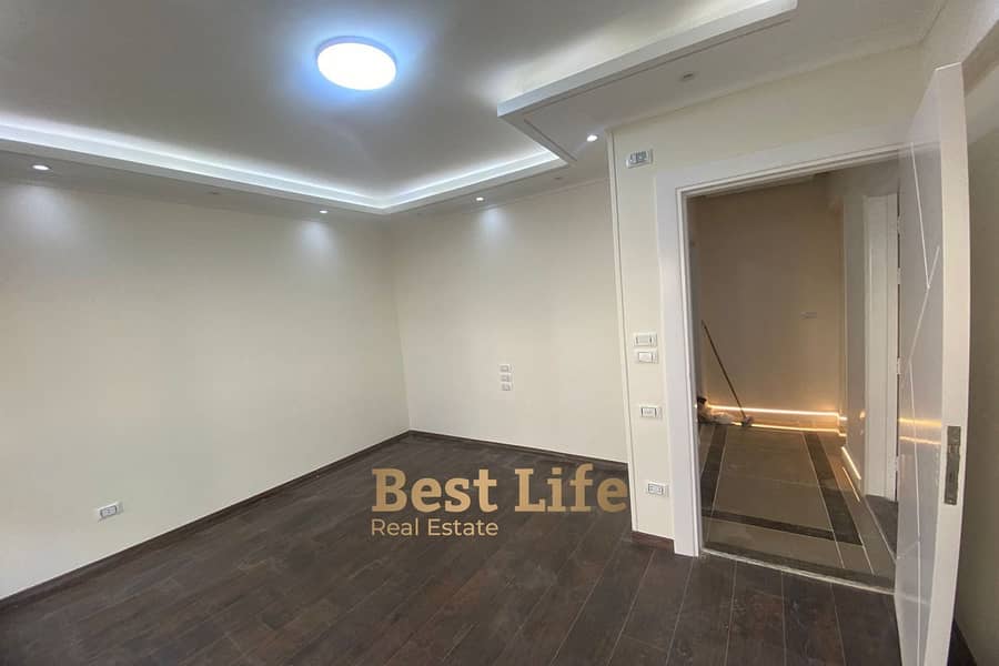 12 WhatsApp Image 2025-10-27 at 1.07. 25 PM (2). jpg