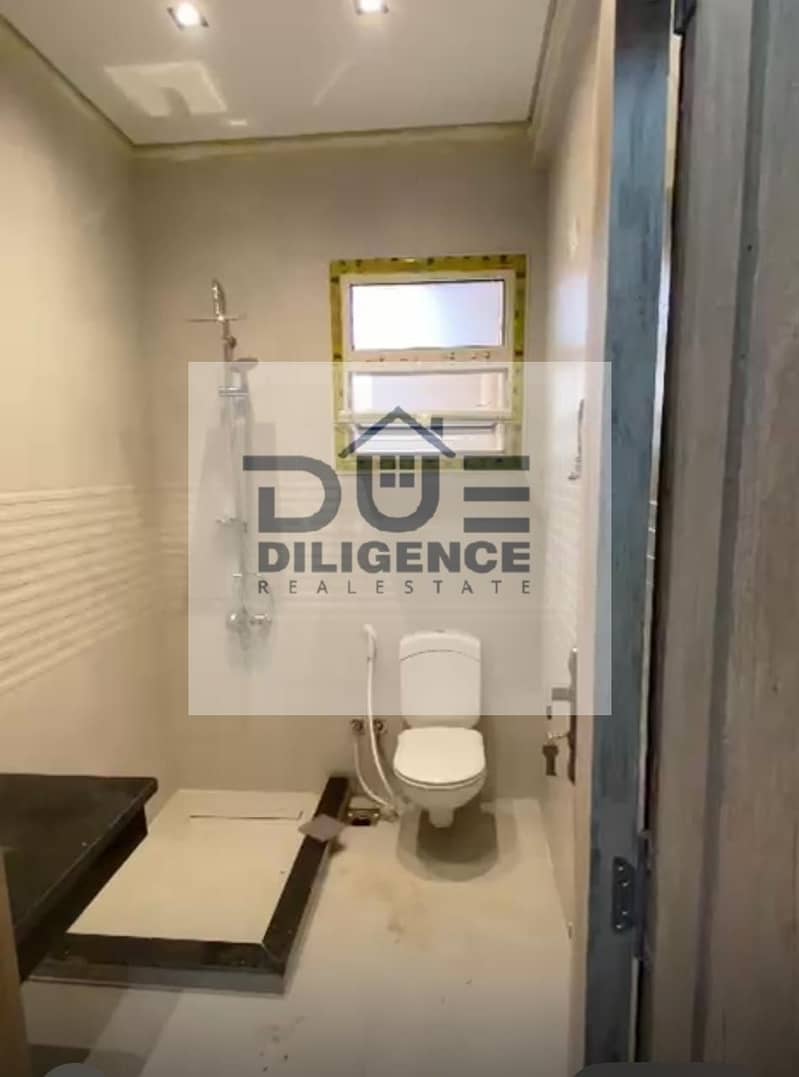 11 377da50b-3203-4214-8f04-da2e08dc72ff. jpeg