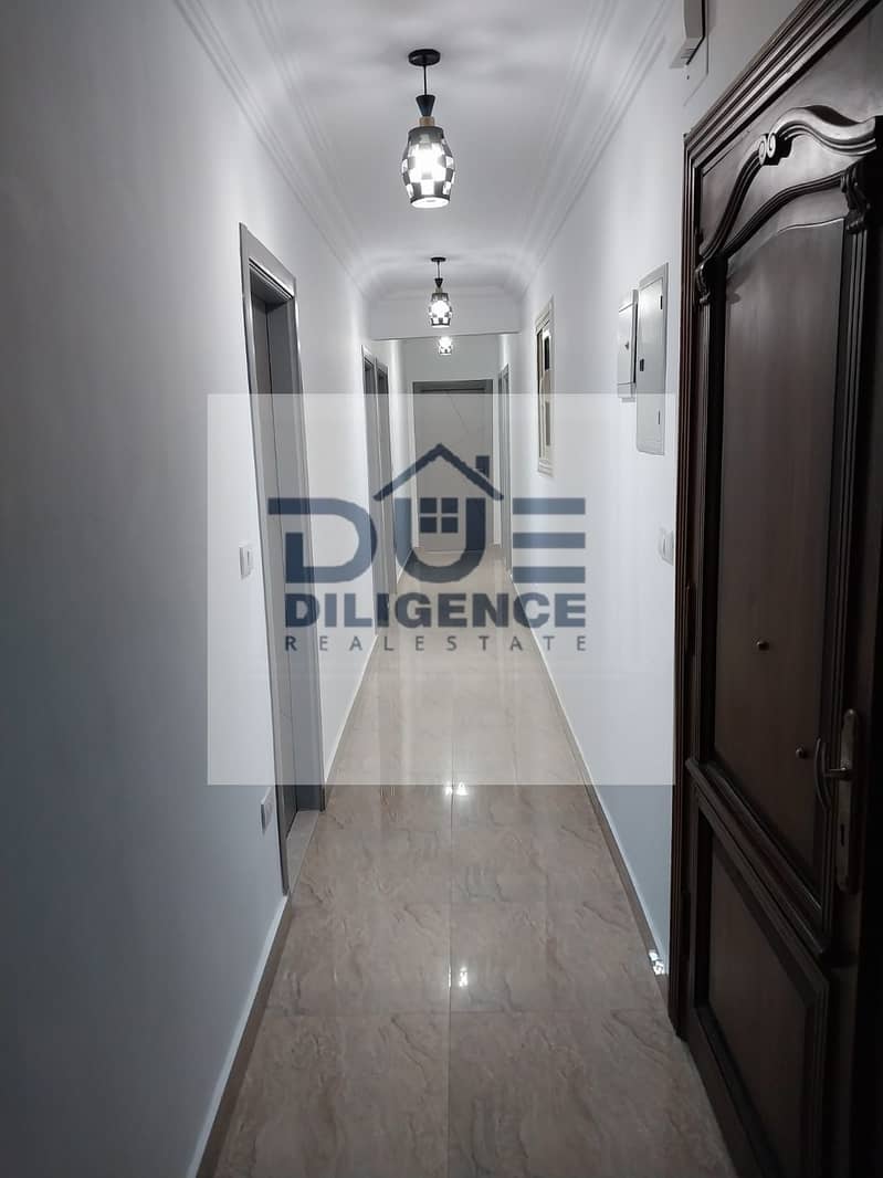 7 f2a748d3-2370-4dfe-b692-496101db81b9. jpeg