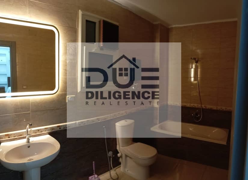 10 7f930894-c6ed-4300-a2bb-9cb28182a8b6. jpeg