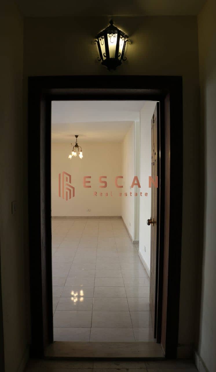 8 697f8de7-f507-4727-9e9d-acfd5a1a1a8f. jpeg