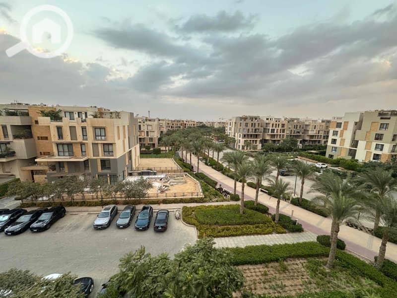 12 c385a16d-d01e-4542-a6c9-f485e927f3f5. jpg