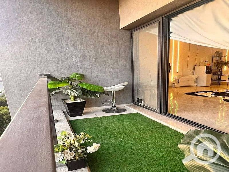 5 d614a02c-f88a-467c-9308-c55bbfe1fb64. jpg