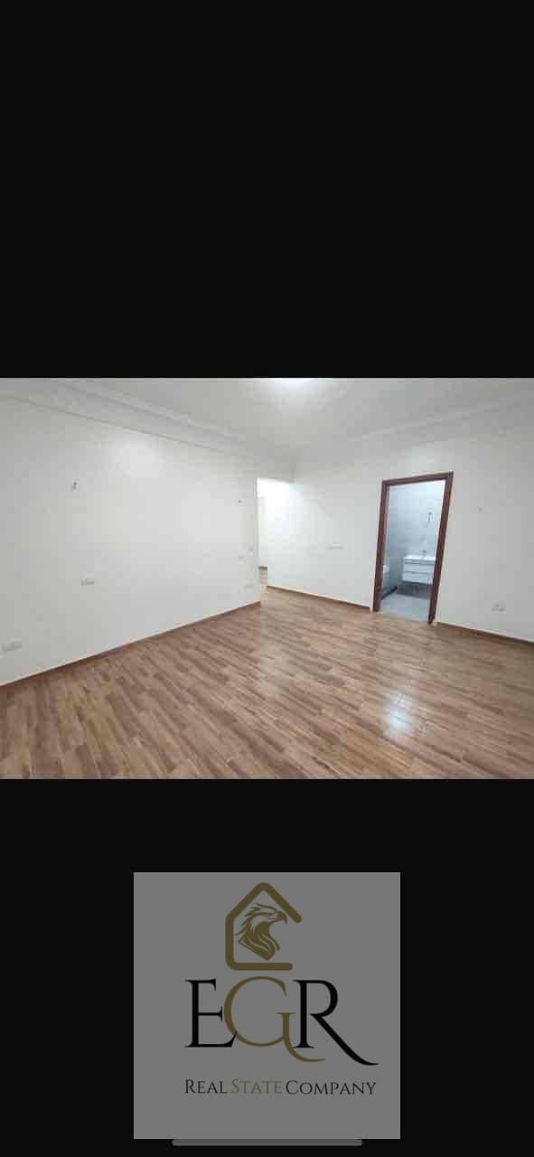 18 c8e1cef2-d072-4060-8ea8-0f58f98b1b5b. jpg