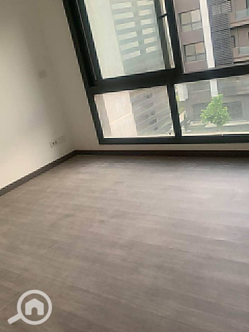 5 WhatsApp Image 2025-10-27 at 7.03. 00 PM(2). jpeg