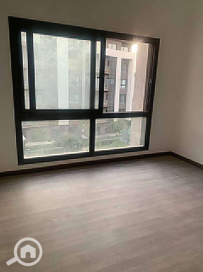 10 WhatsApp Image 2025-10-27 at 7.03. 01 PM(2). jpeg