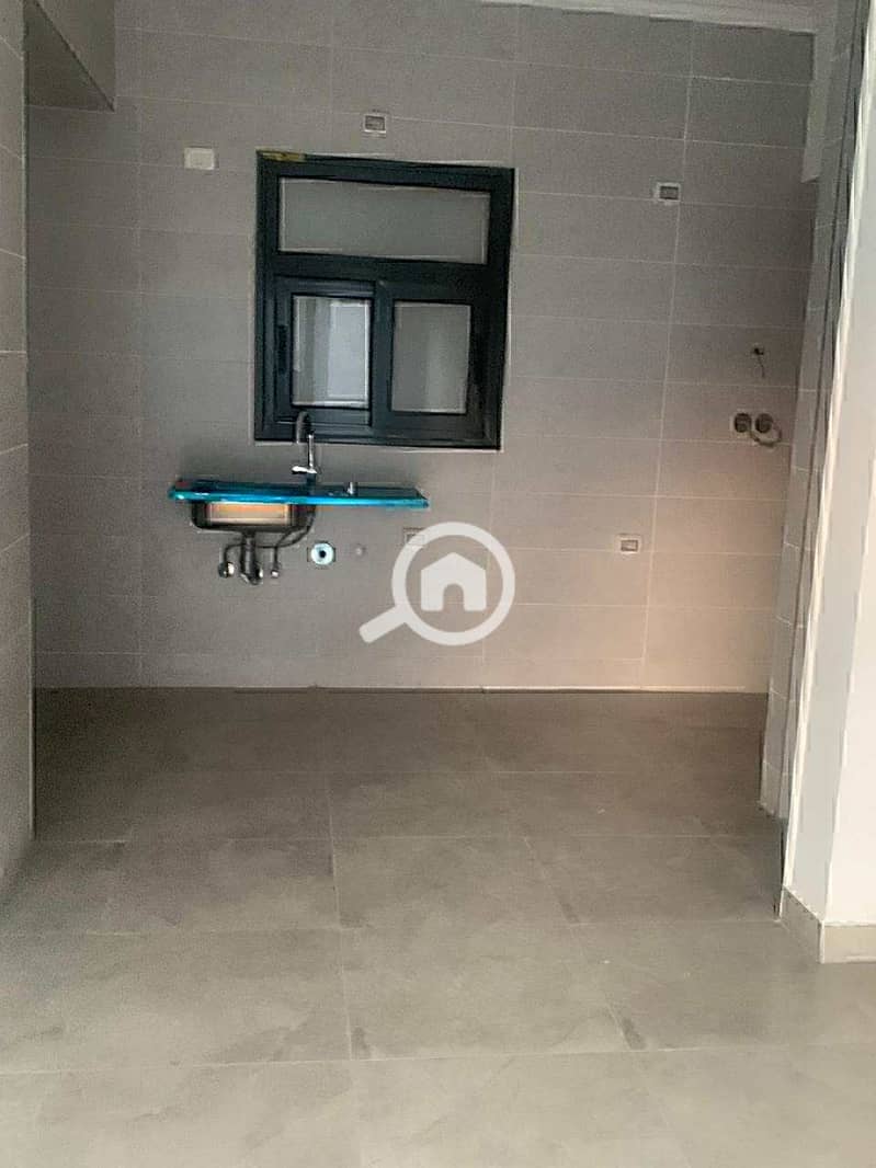 12 WhatsApp Image 2025-10-27 at 7.03. 01 PM. jpeg