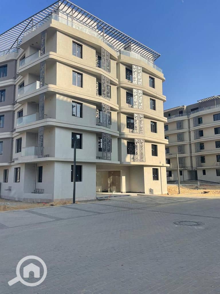 9 photo_6041665895136346954_y. jpg