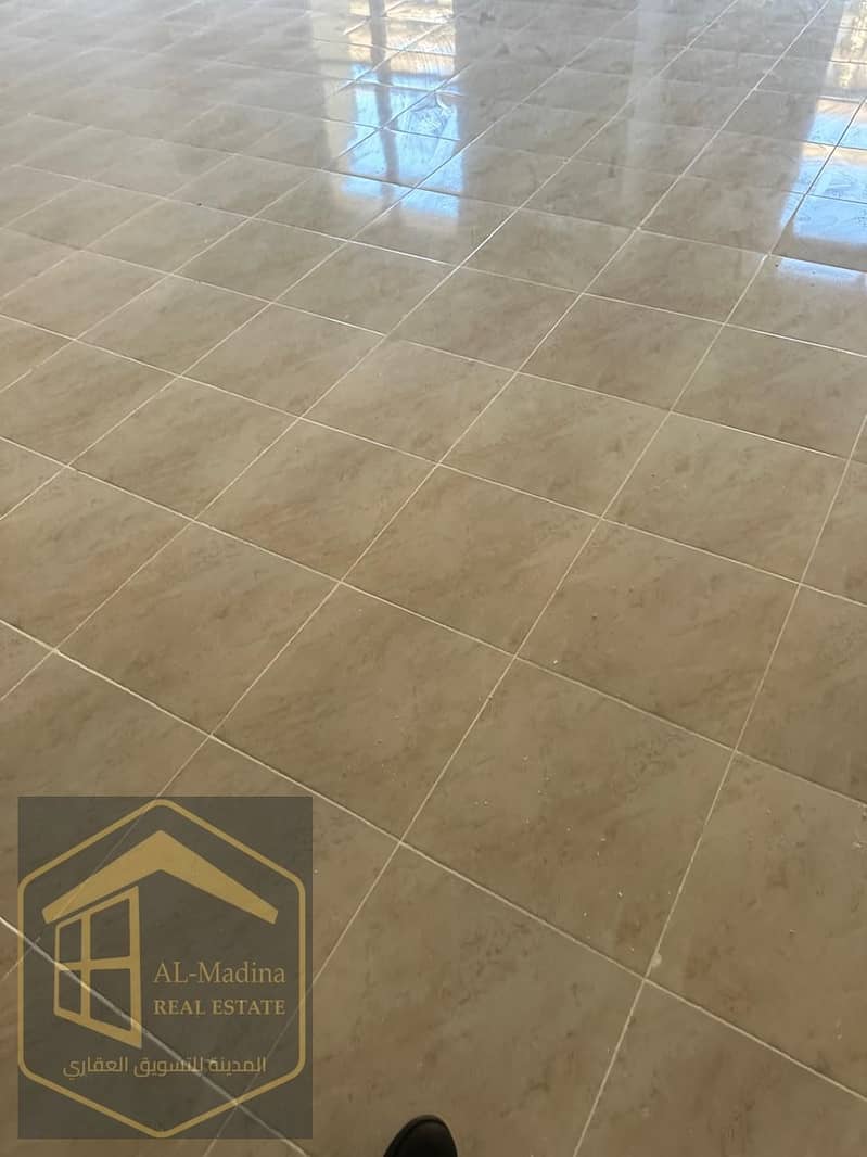 6 WhatsApp Image 2025-10-22 at 15.46. 44 (1). jpeg