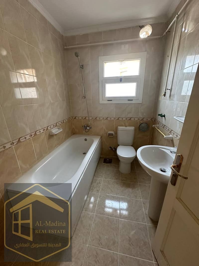 8 WhatsApp Image 2025-10-22 at 15.46. 43. jpeg