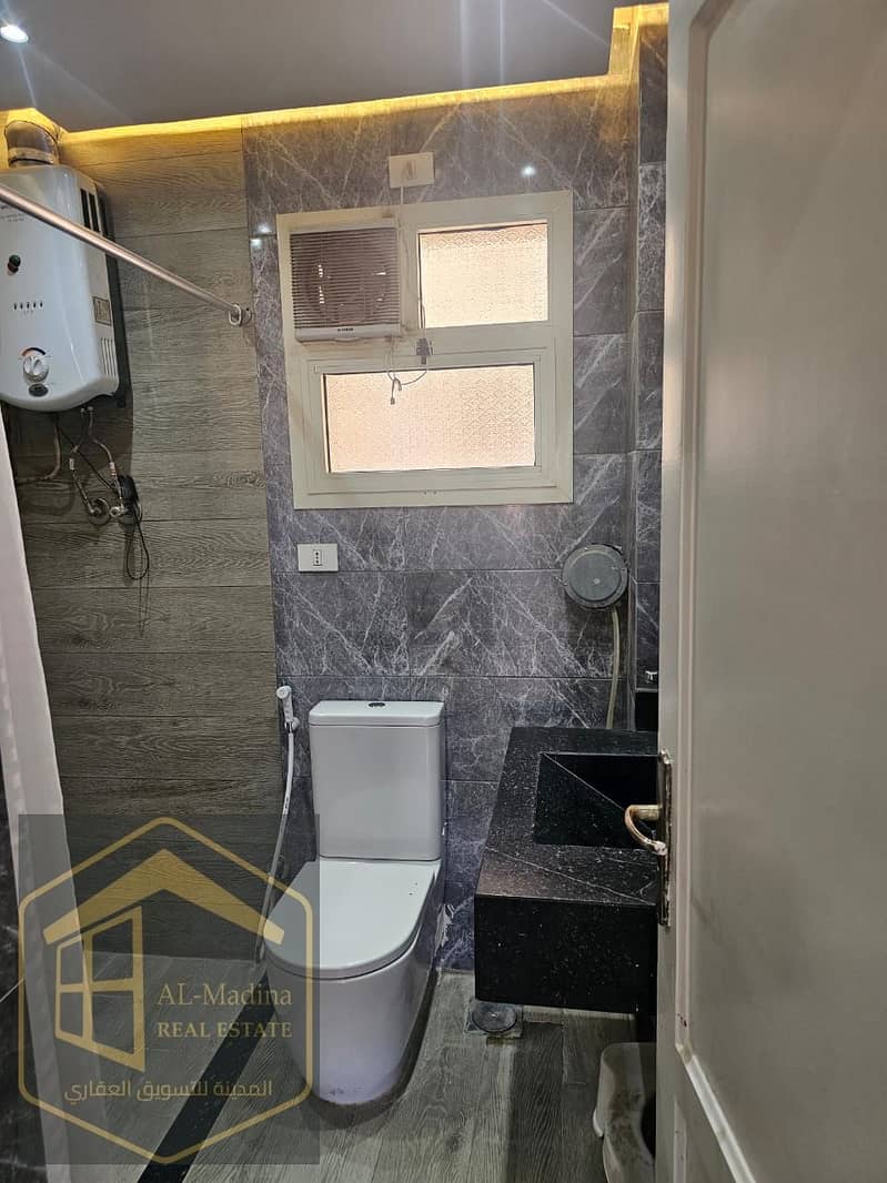 5 WhatsApp Image 2025-10-23 at 12.00. 22 (1). jpeg