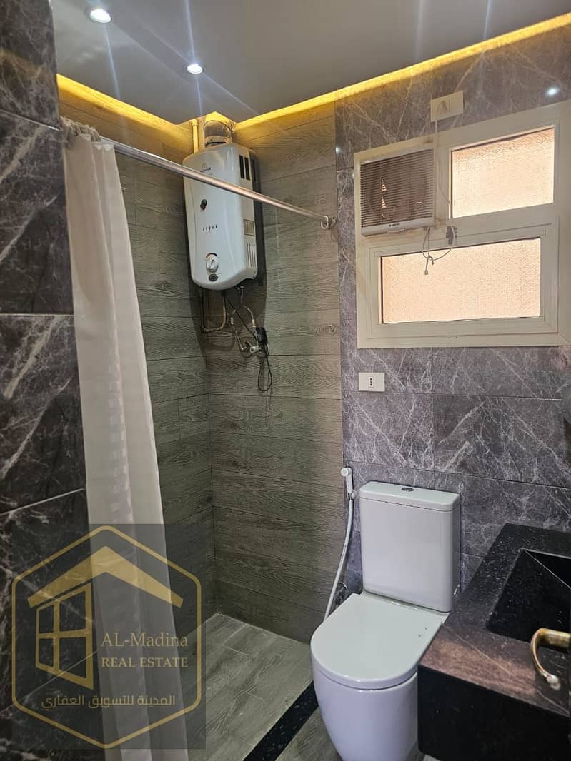 10 WhatsApp Image 2025-10-23 at 12.00. 23 (1). jpeg