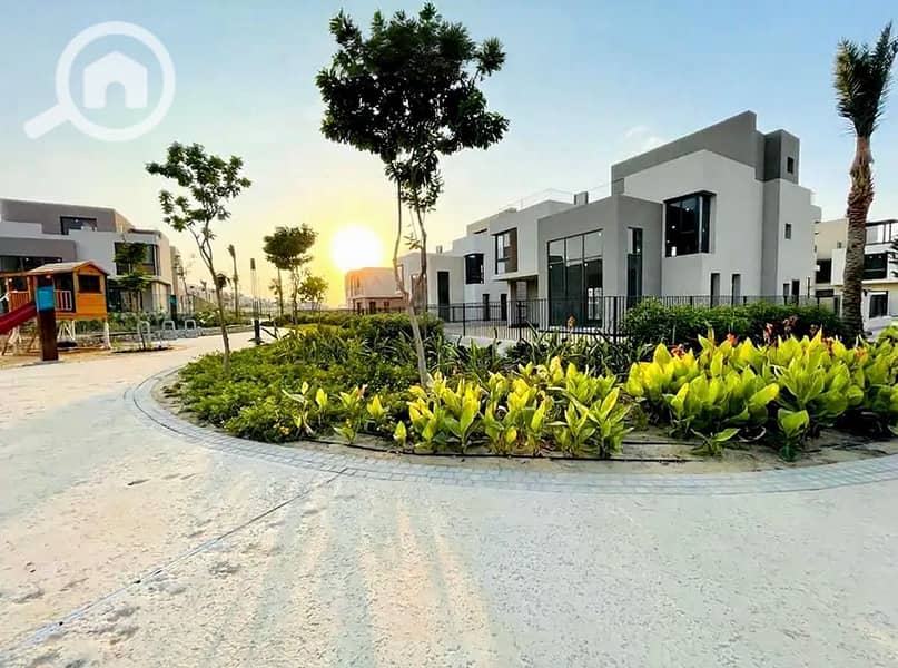 4 1-584c99fd-a9e8-4af3-af45-b98c6a1cf140. jpg