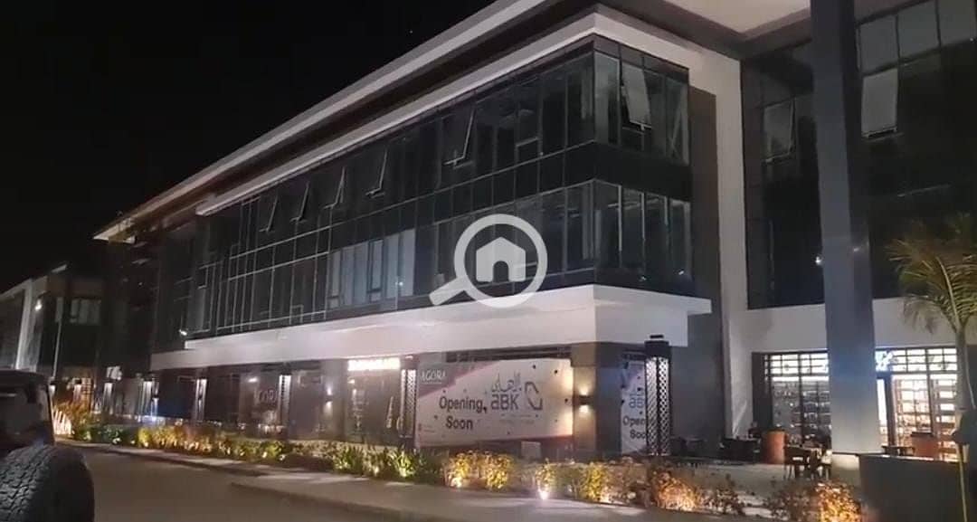 10 da30864e-98bd-445a-992c-97575c3ff30d. jpg