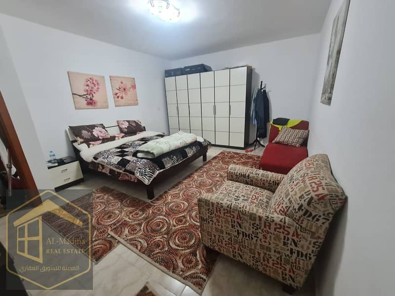 8 WhatsApp Image 2025-10-27 at 16.23. 55. jpeg