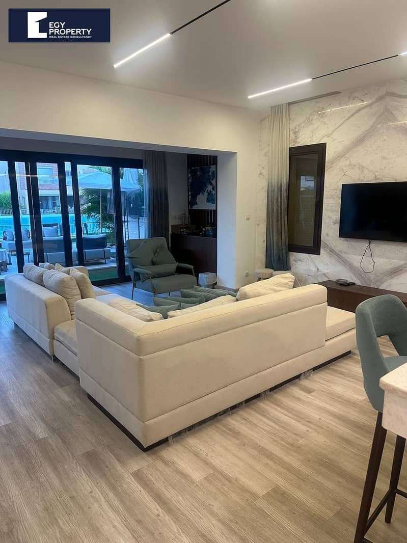 4 _files_07ae72ba-0e12-4062-b3c6-18aa24512c8c. jpeg