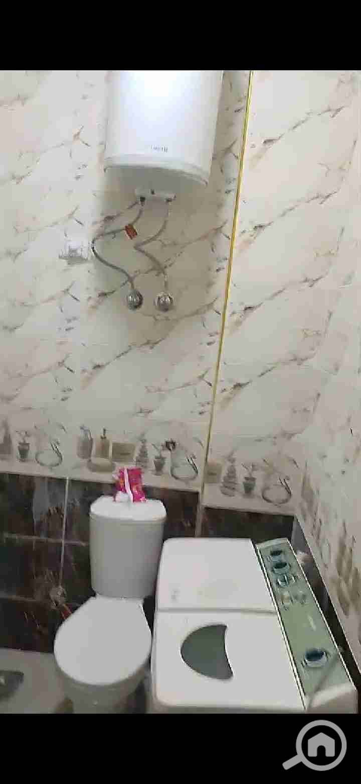 7 Screenshot_20251027_201500_com. whatsapp. w4b. jpg