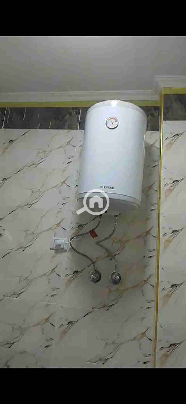 8 Screenshot_20251027_201502_com. whatsapp. w4b. jpg