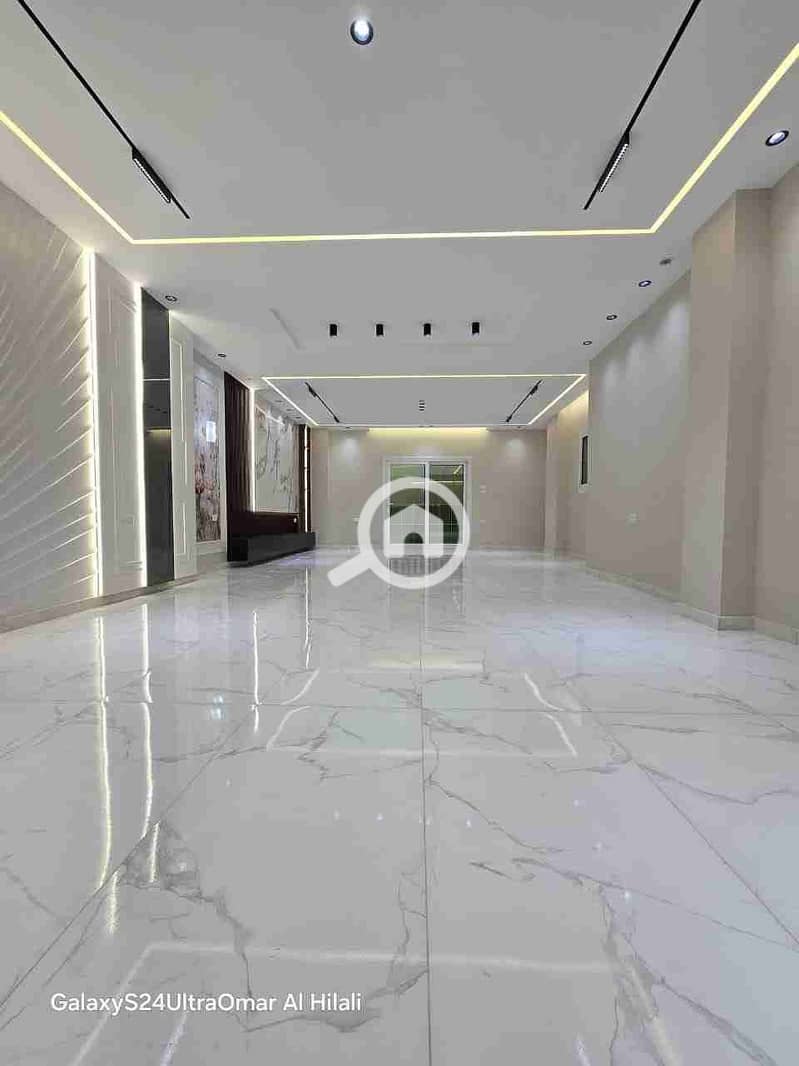 1000588372. jpg 1000588372. jpg