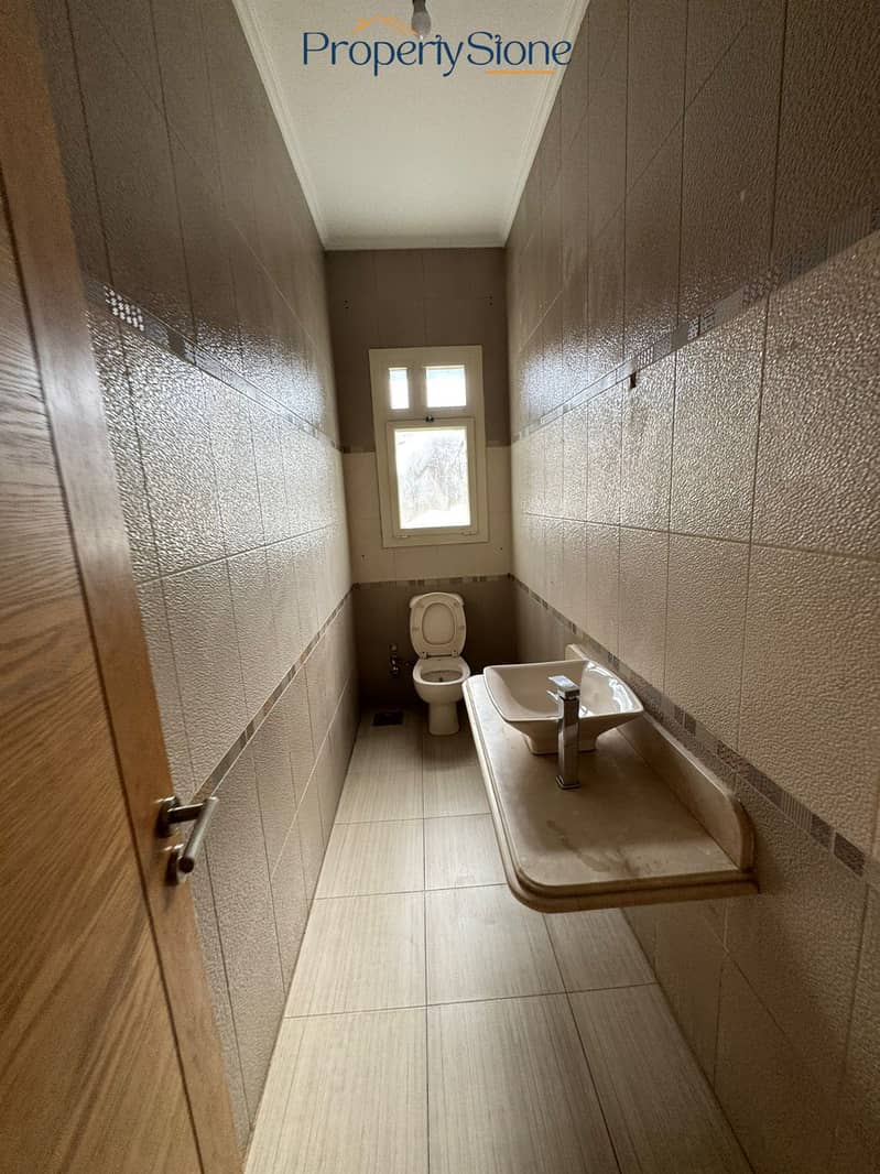 15 WhatsApp Image 2025-10-27 at 7.32. 12 PM (6). jpeg