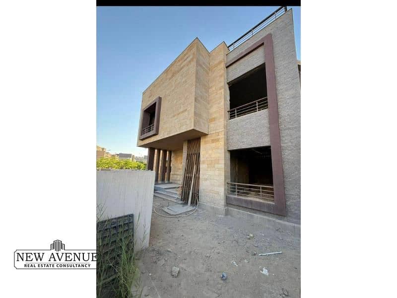 10 WhatsApp Image 2025-10-27 at 4.50. 51 PM. jpg