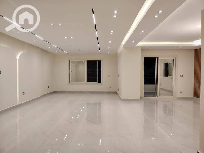 2 1602203c-e611-42c4-a990-4685e6a85fc3. jpg