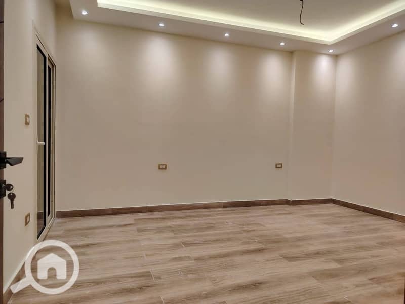 8 ba9dec0c-5b49-4000-a17f-fc4cd6c051a0. jpg