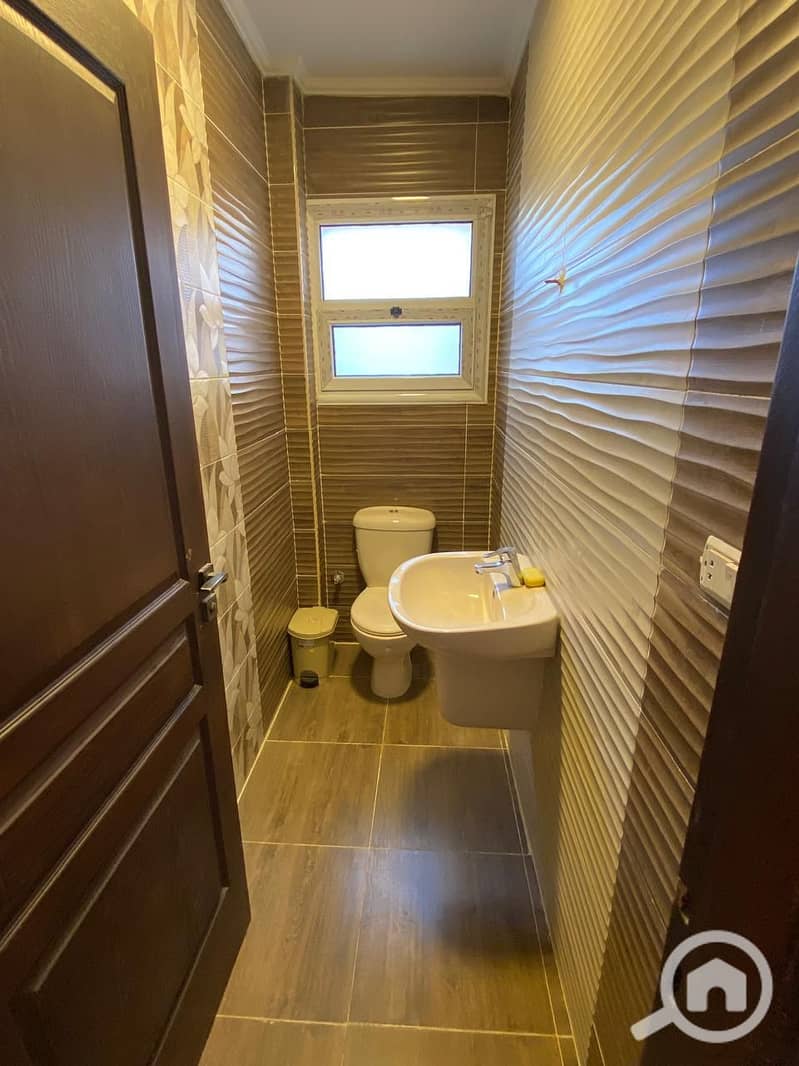 6 WhatsApp Image 2025-10-21 at 9.06. 55 PM (2). jpeg