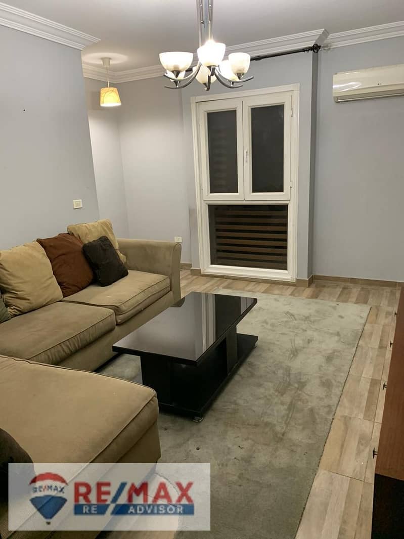 2 6048871806585736136. jpg