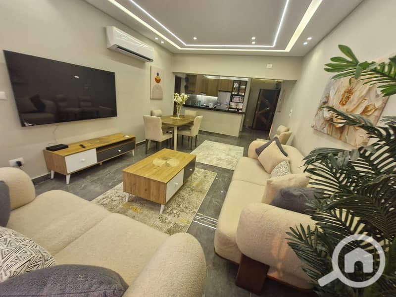 2 cb4e59f1-8ca8-4355-afdf-44ab99bdf7c7. jpg