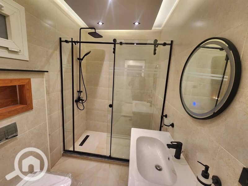 14 63f0933e-0ba2-4fbf-8845-32bf0310b0fc. jpg