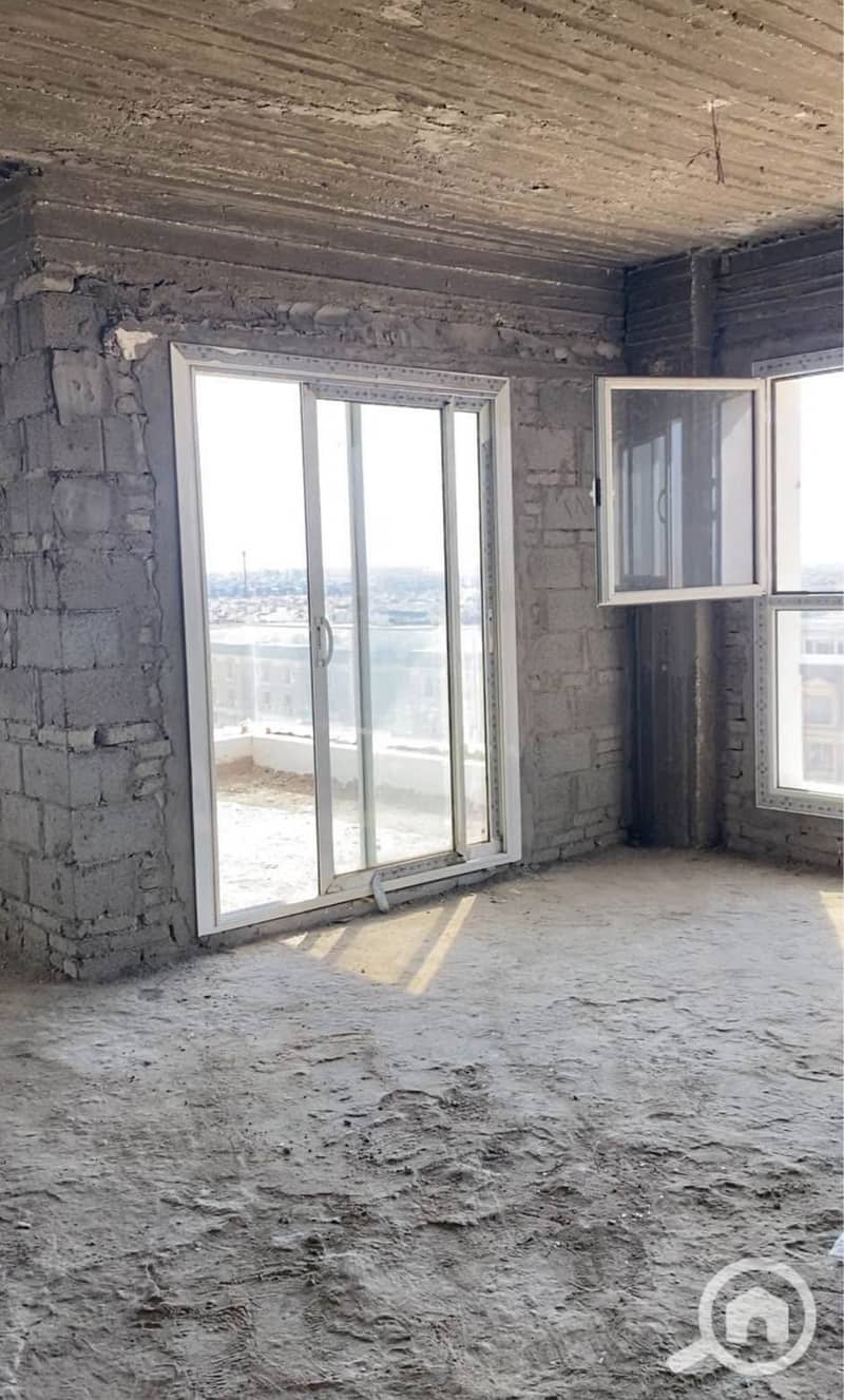 2 WhatsApp Image 2025-10-13 at 21.11. 54 (1). jpeg