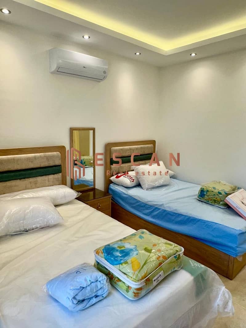 8 f7dc9967-5b1e-4962-b9ce-2e23e9f2c911. jpg