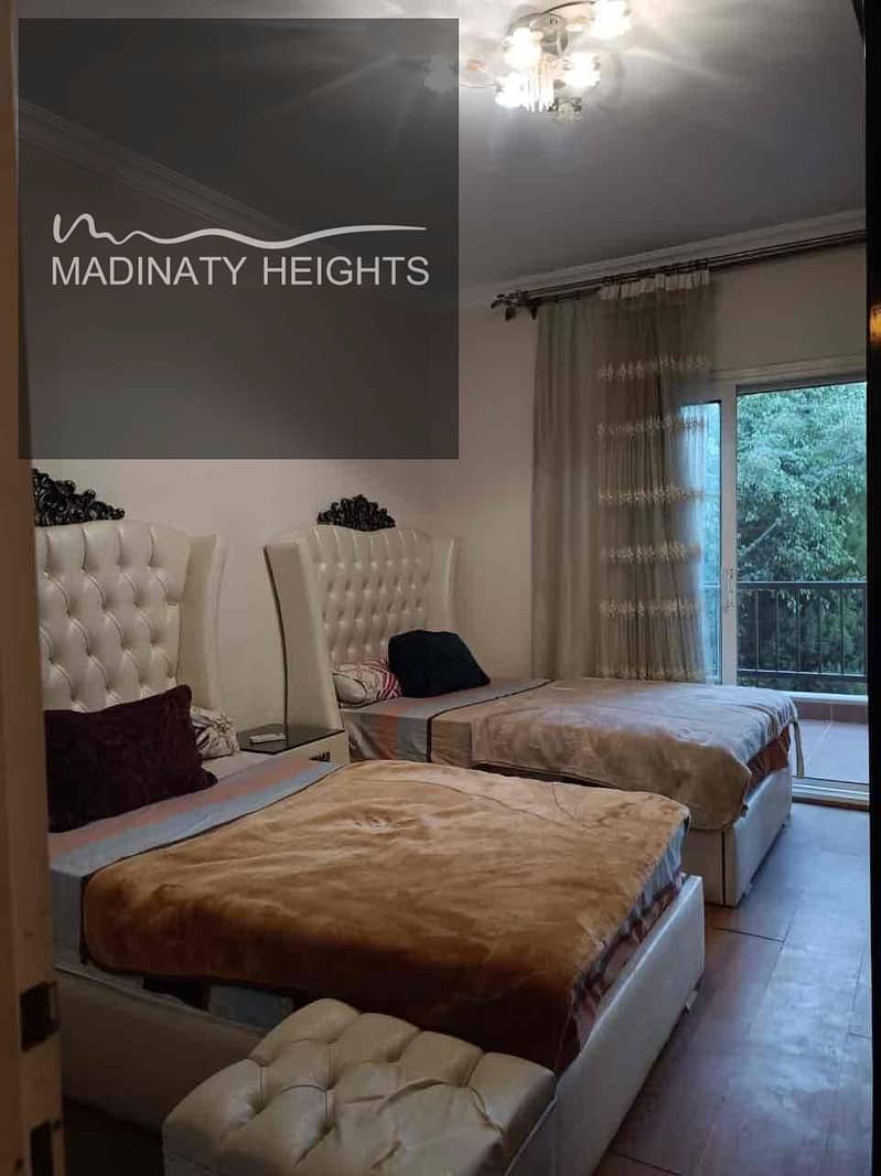 8 b713b83d-f1bb-4aef-9fc6-4363b8771976. jpg