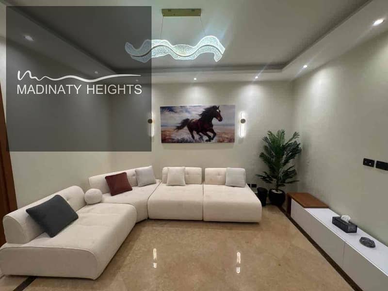 2 2f080dbe-5889-44f5-bd07-ad0c2e214520. jpg