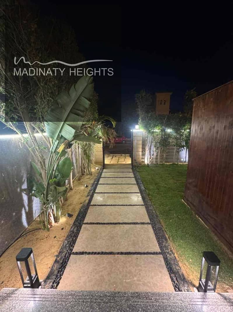 9 ddc9722c-adc5-4278-8a5c-d659bec51053. jpg