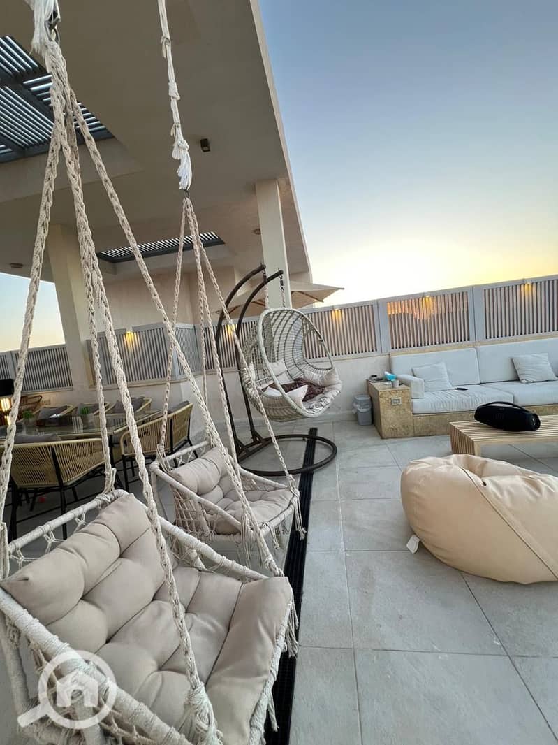 2 61c69023-714a-4aa7-a60d-1c2b541511ec. jpeg